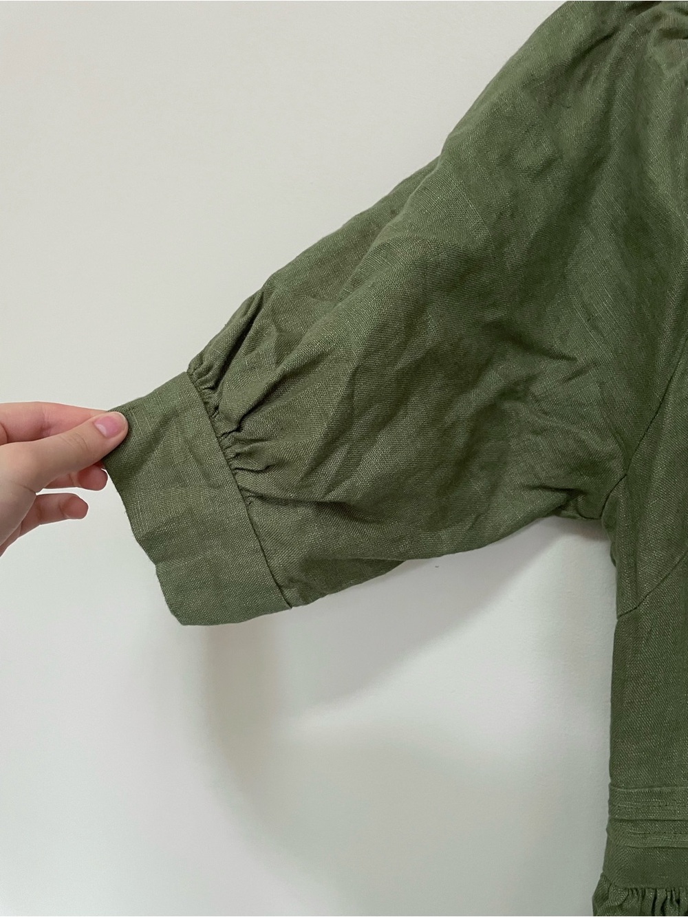 Puff-Sleeve Olive Midi Dress with Button Front - Picture 3 of 6